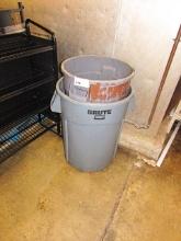 BRUTE TRASH CANS