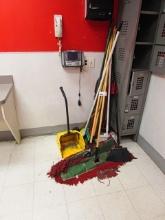 LOT OF BROOMS AND CLEANING BRUSHES