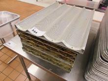 ALUMINUM FRENCH BREAD PANS