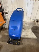 CLARKE FOCUS II BOOST FLOOR MACHINE