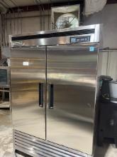 MAXX-COLD SELF-CONTAINED 2-DOOR COOLER MCR-49FDHC