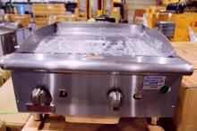 NEW CECILWARE PRO GCP24 24IN. GAS FLAT GRILL