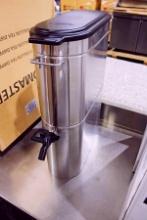 NEW GRINDMASTER 6700-30001 STAINLESS STEEL 3-GALLON TEA DISPENSER