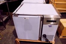 NEW PREPRITE PPT481C-4800 37.5IN. SELF CONTAINED 1-DOOR UNDERCOUNTER COOLER