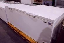 NEW SCRATCH & DENT EXCELLENCE BD-27 91IN. SELF CONTAINED 2-LID CHEST FREEZER