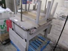 4FT X 28-INCH BAKERY DISPLAY TABLE W/SIDE TABLES