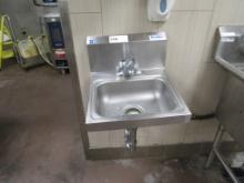 STAINLESS STEEL HAND SINK