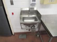 STAINLESS STEEL HAND SINK