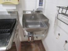 STAINLESS STEEL HAND SINK