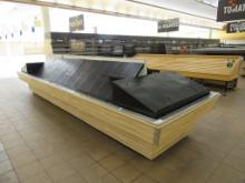 20FT HUSSMANN DBRP PRODUCE ISLAND CASE '06 - REMOTE COOLED, NO COMPRESSOR