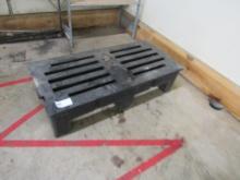 DUNNAGE RACKS