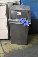 RUBBERMAID TRASH CAN
