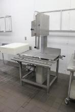 HOBART 5801 MEAT SAW - MISSING TRAY CARRIAGE ASSEMBLY