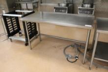 5FT X 30IN STAINLESS STEEL TABLE