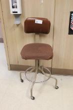 CUSHIONED BAR STOOL