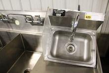 17IN. STAINLESS STEEL HAND SINK