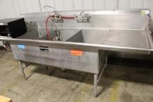 105IN STAINLESS STEEL 3-COMPARTMENT SINK