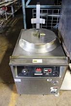 BKI BLF AUTO-LIFT FRYER