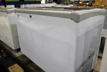 NEW SCRATCH & DENT FLOOR MODEL DISPLAY EXCELLENCE EDC-8CHC SELF CONTAINED 47IN. SLIDE TOP FREEZER 20