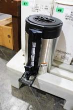 NEW GRINDMASTER GIU15SVGRINDV2 1.5 GALLON STAINLESS STEEL SERVER