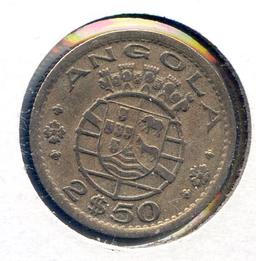 Angola 1953 2-1/2 escudos and 1952 20 escudos, 2 pieces about VF