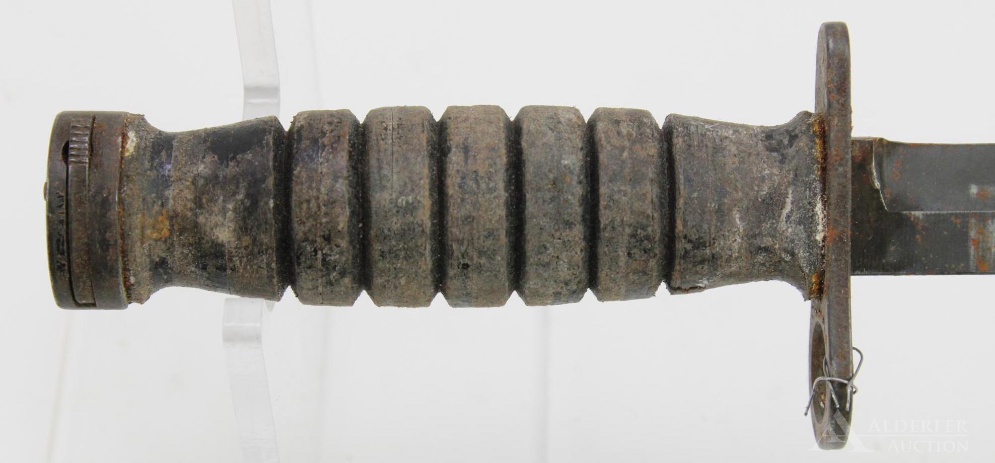 US M4 Bayonet and Scabbard.