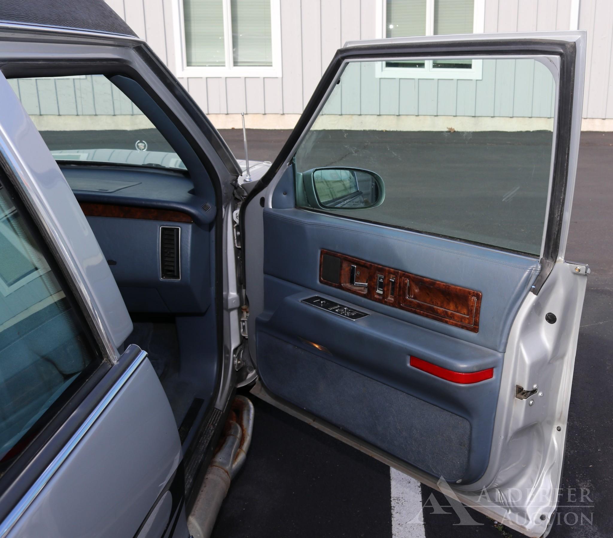1995 Cadillac DeVille Hearse