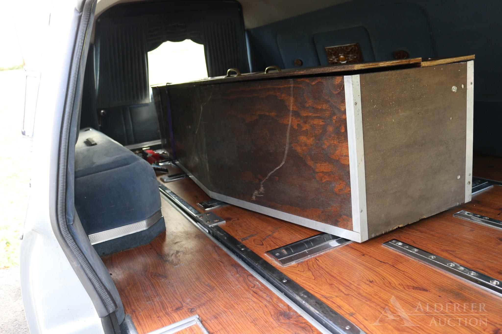 1995 Cadillac DeVille Hearse