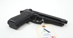 Beretta 92FS Semi Automatic Pistol