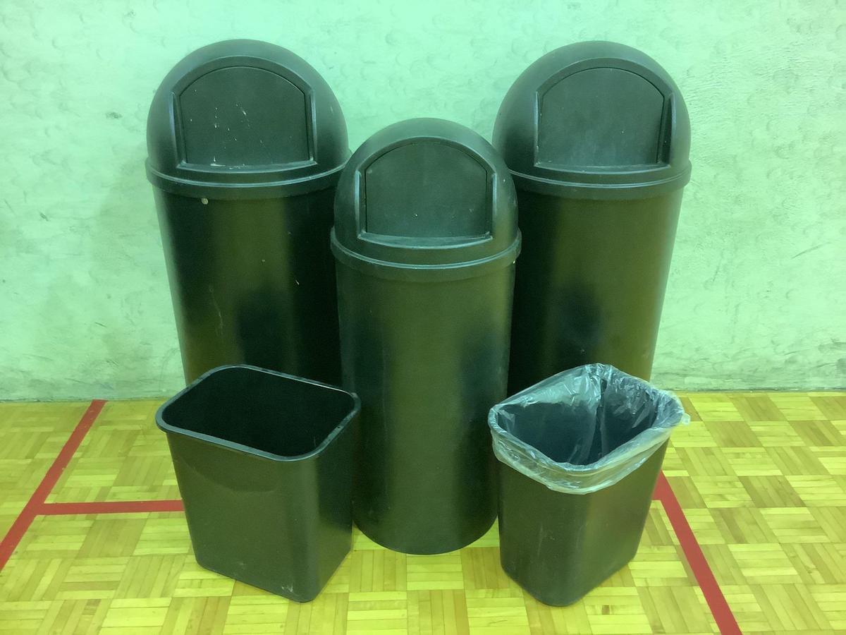Rubbermaid Trash Cans