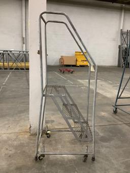 Rolling Ladder