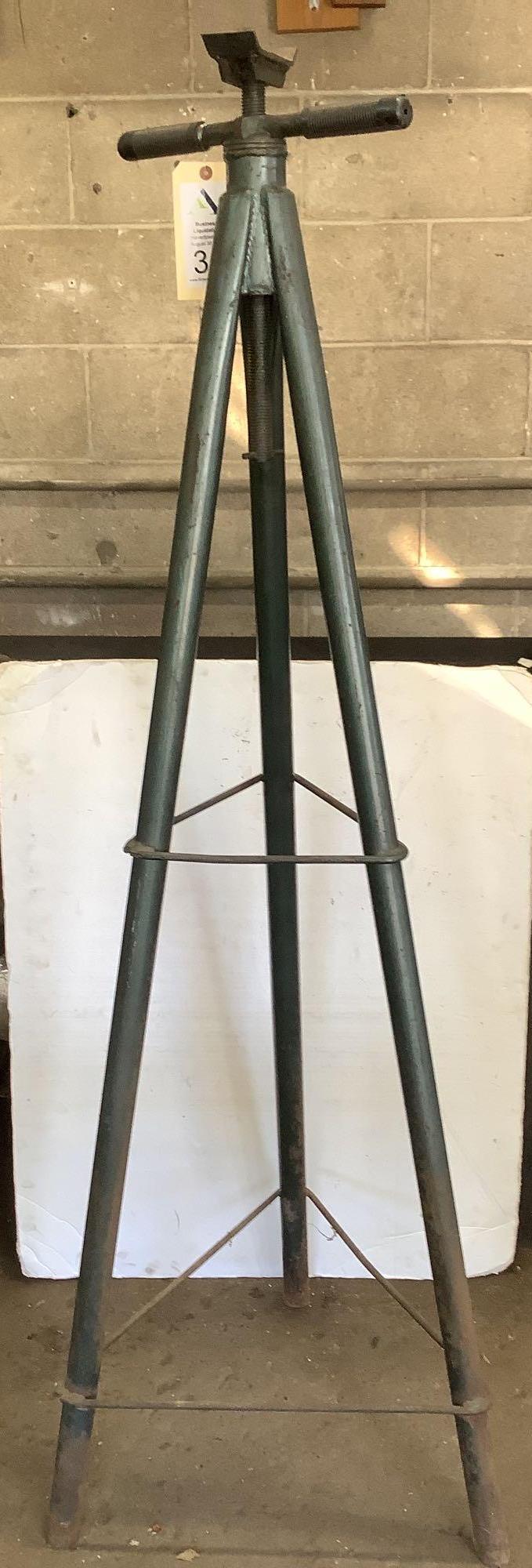 Tripod Screw Jack