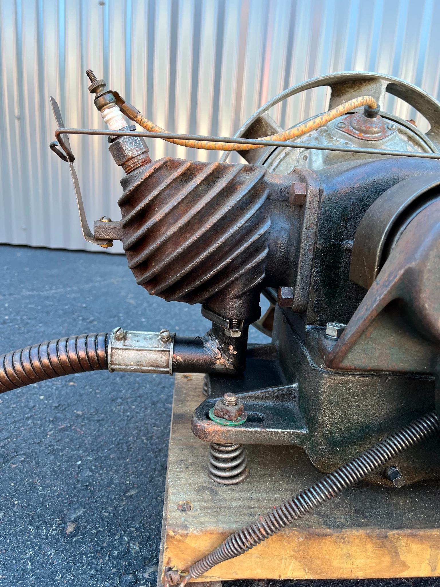 Maytag Kick Start Gas Engine