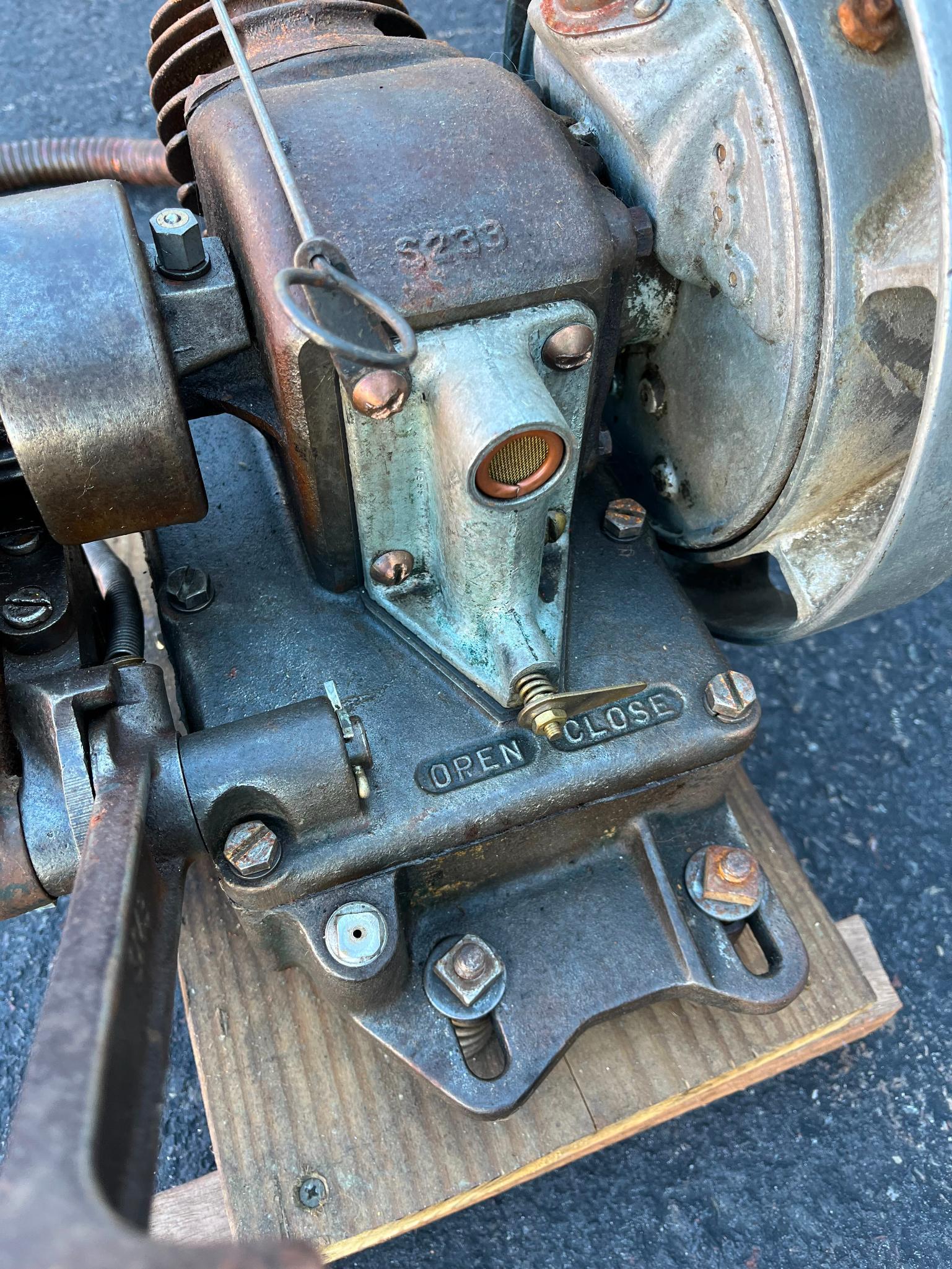 Maytag Kick Start Gas Engine