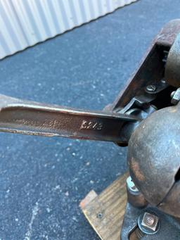 Maytag Kick Start Gas Engine
