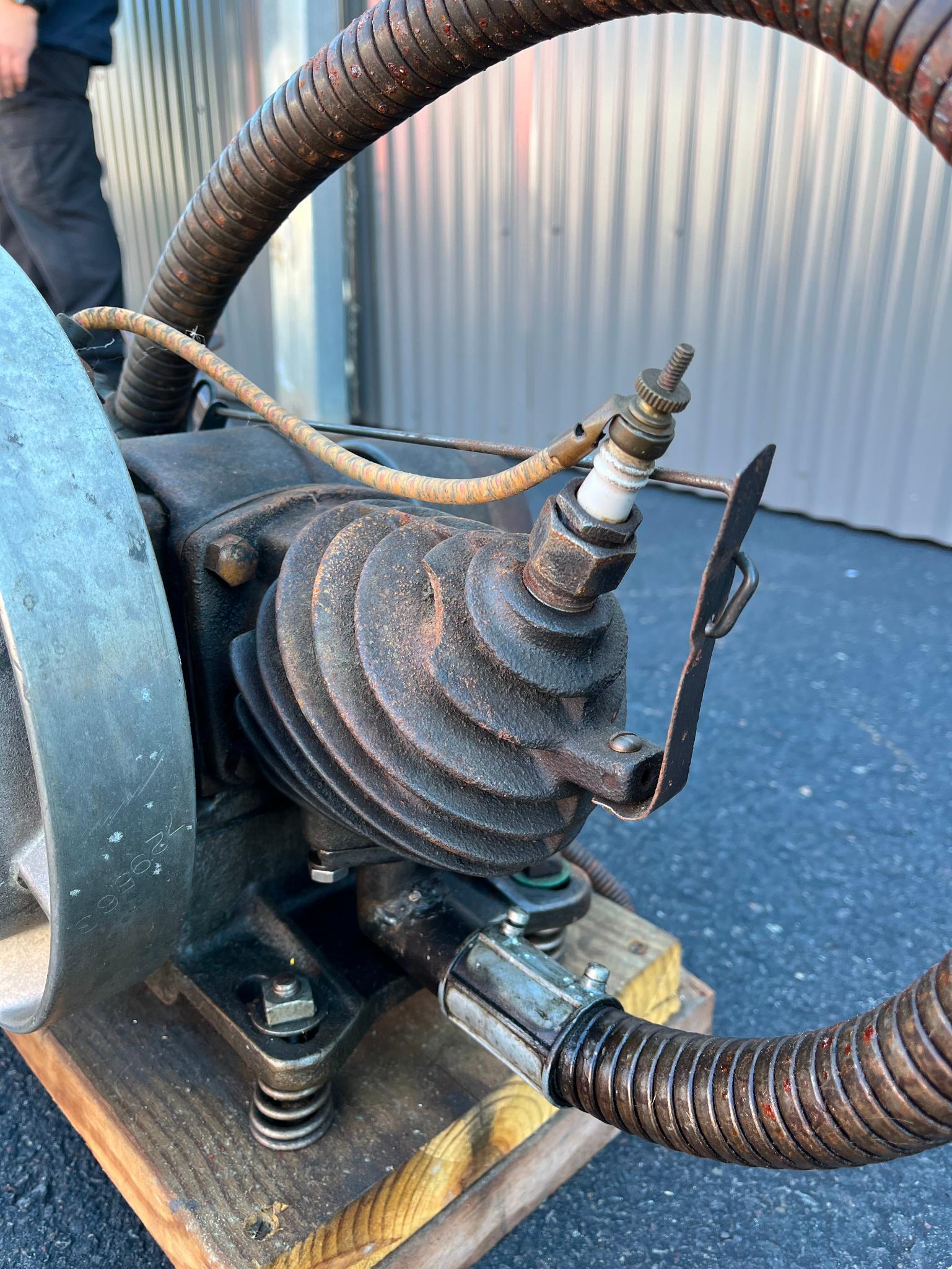 Maytag Kick Start Gas Engine