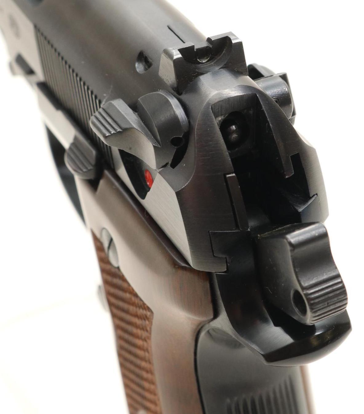 Beretta 92SB Semi Automatic Pistol