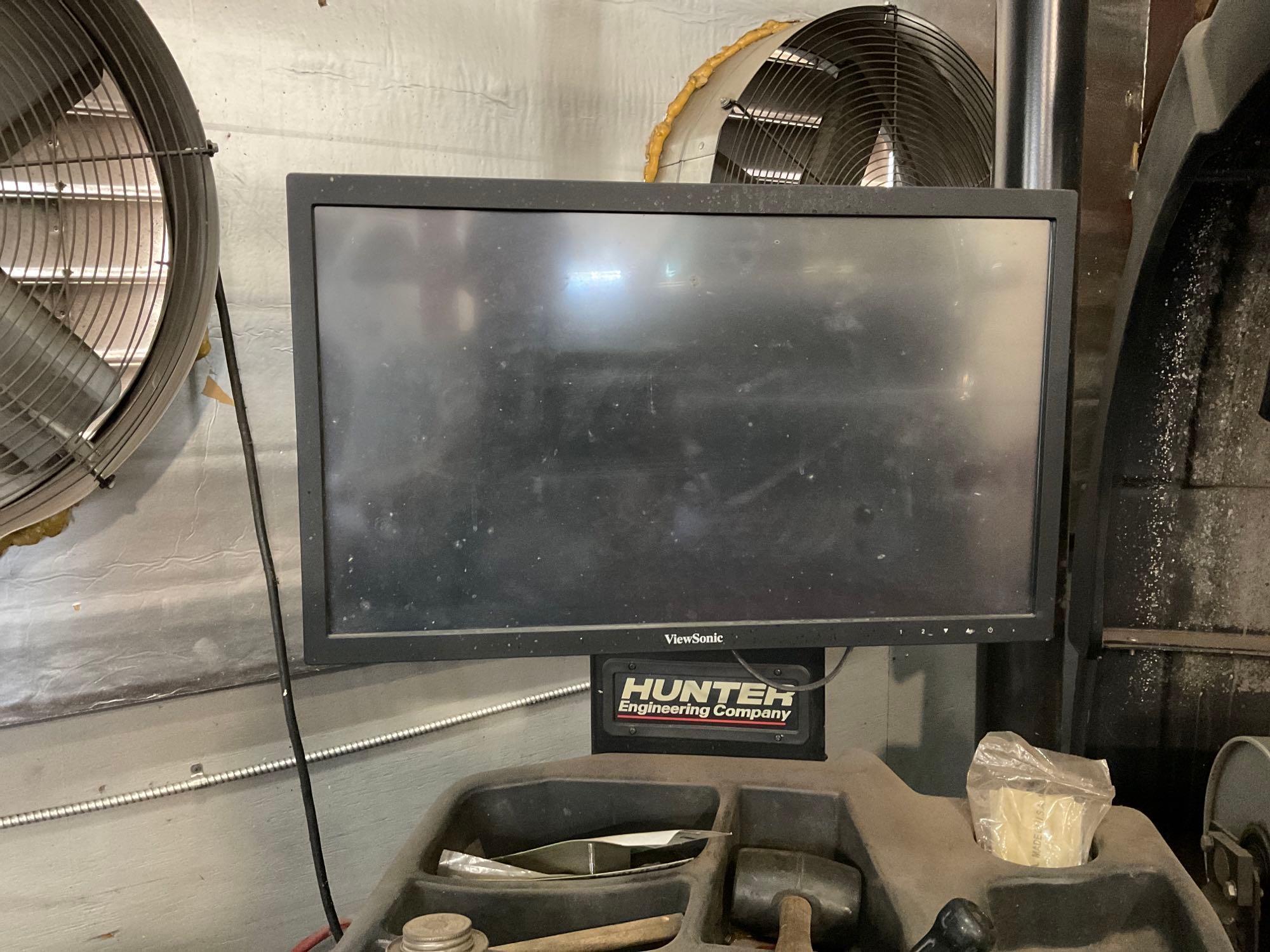 Hunter Roadforce Tire Balancer