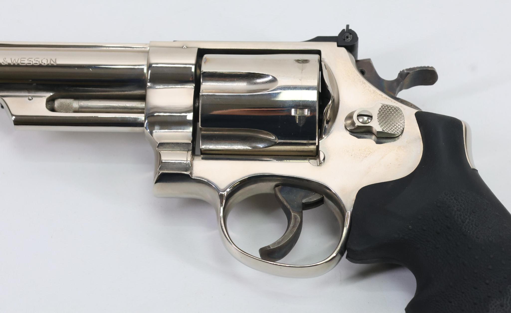 Smith & Wesson 29-2 Double Action Revolver
