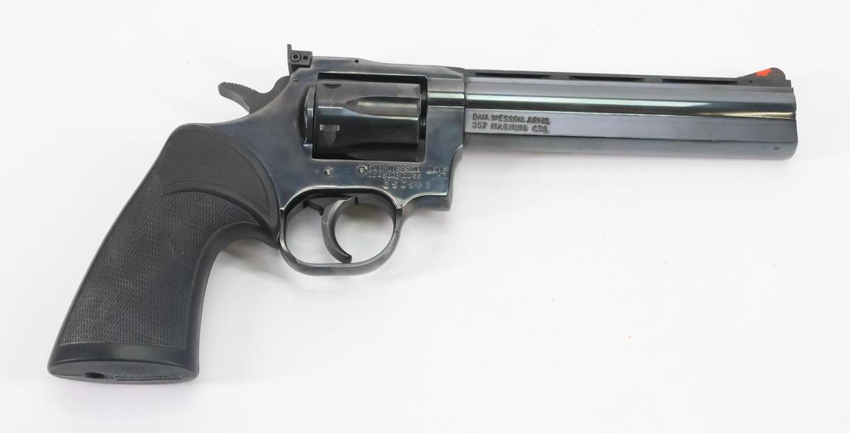 Dan Wesson 15-2VH6 Double Action Revolver