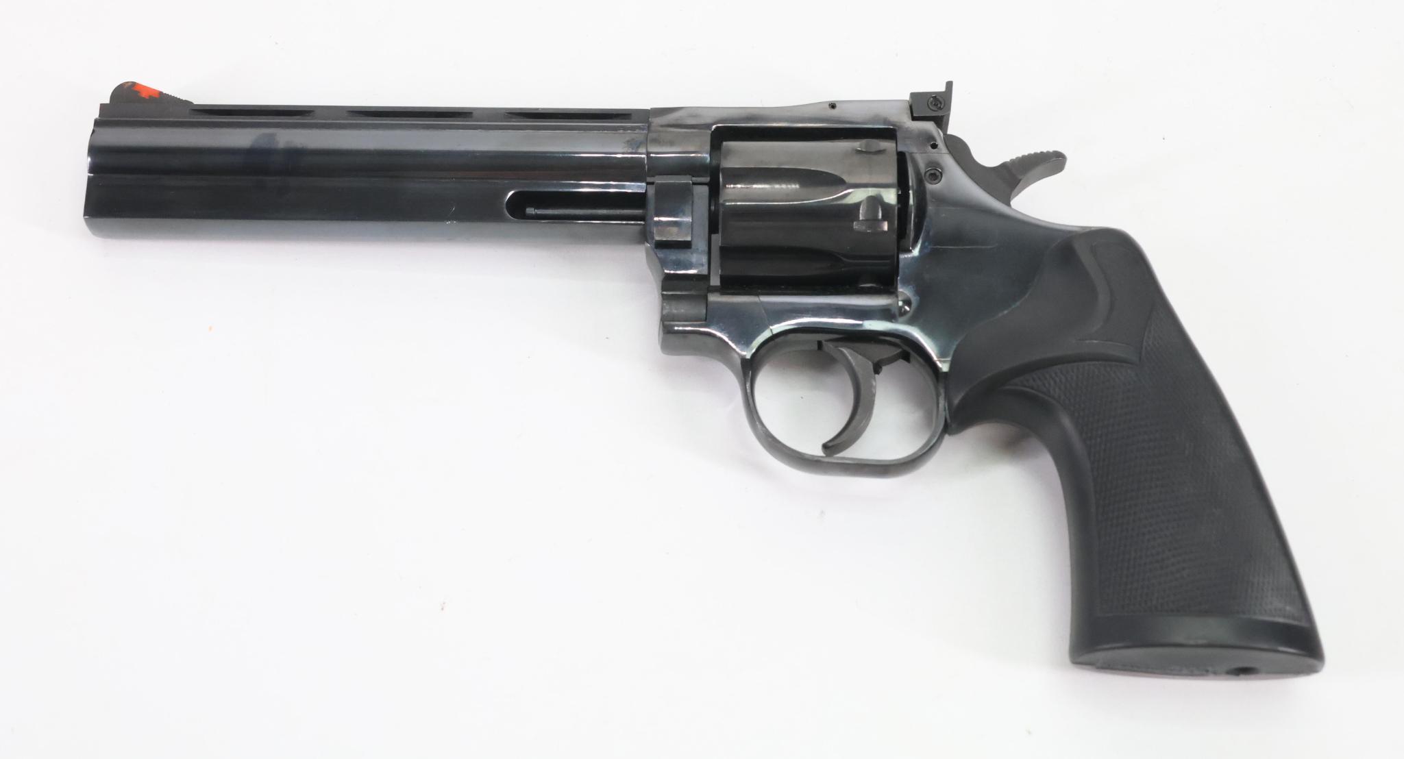 Dan Wesson 15-2VH6 Double Action Revolver