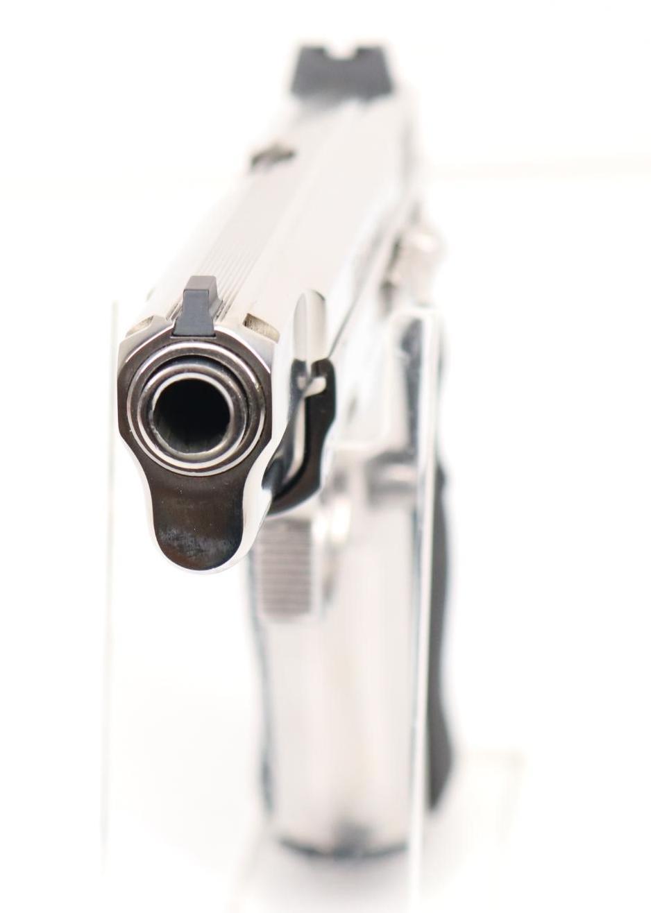 CZ 75B Semi Automatic Pistol