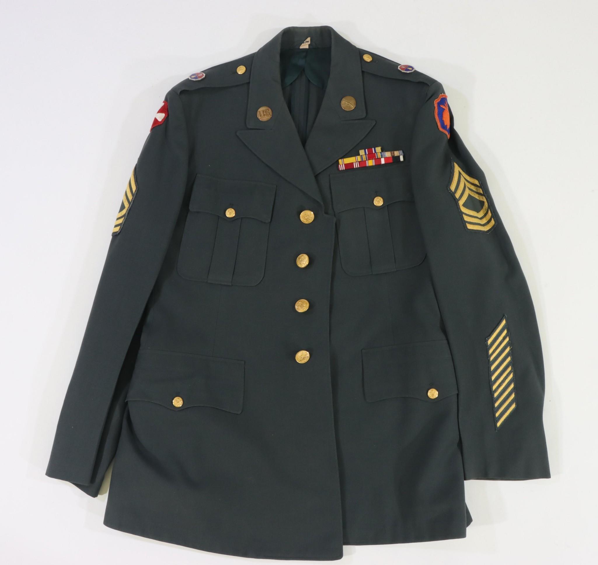 US Army Uniform Master Sergent