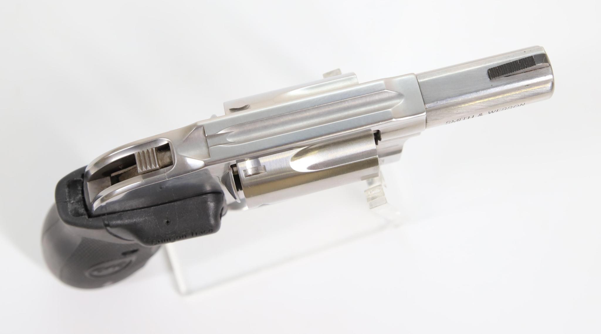 Smith & Wesson 649-5 Double Action Revolver