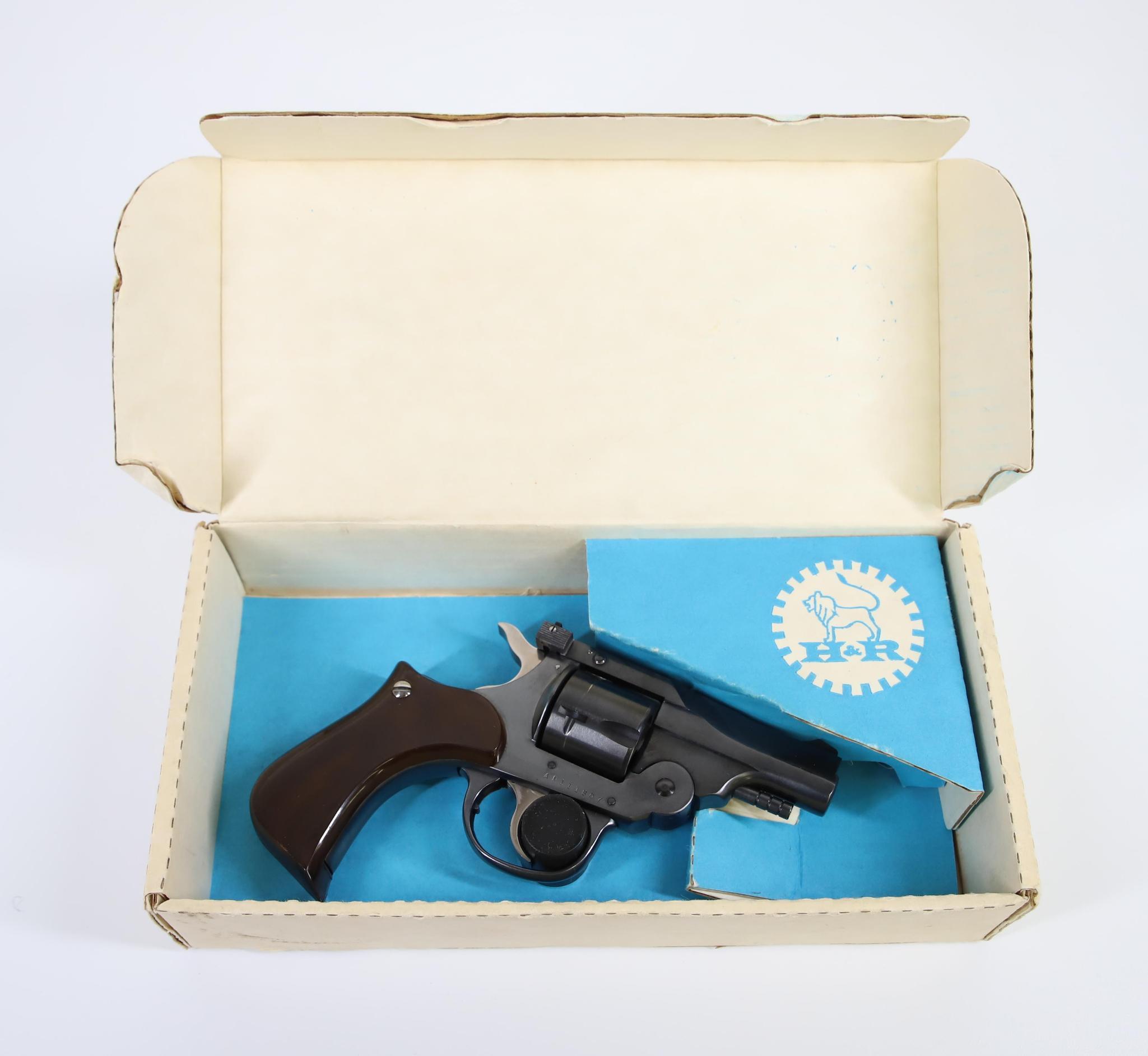 H&R Inc 925 Double Action Revolver