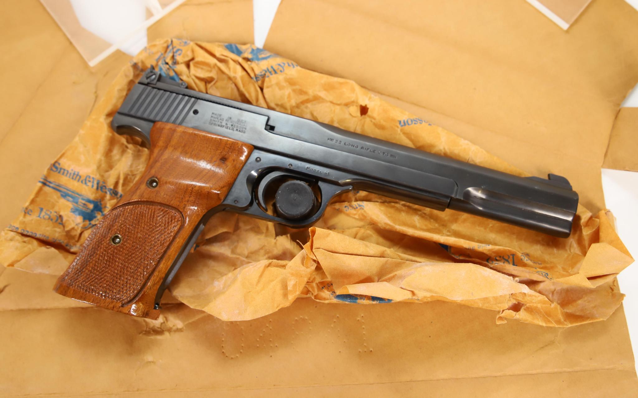 Smith & Wesson 41 Semi Automatic Pistol