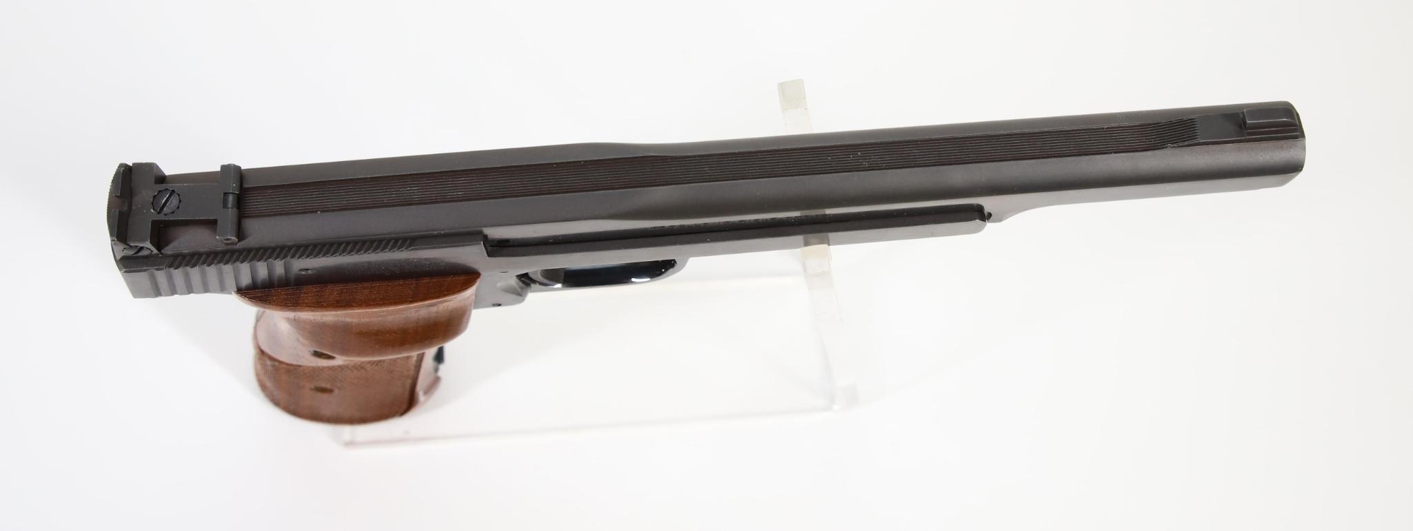 Smith & Wesson 41 Semi Automatic Pistol
