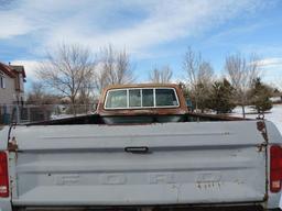 1977 Ford F-250 custom pickup with Meyers hydraulic plow and hydraulic dump bed.