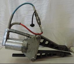 Rettenmit hydrolic jaws of life.