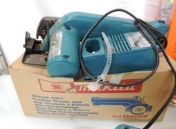 Tools and sanders lot.